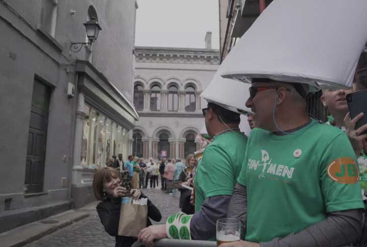 Son of a Sailor - Sung by the Dublin Crowd