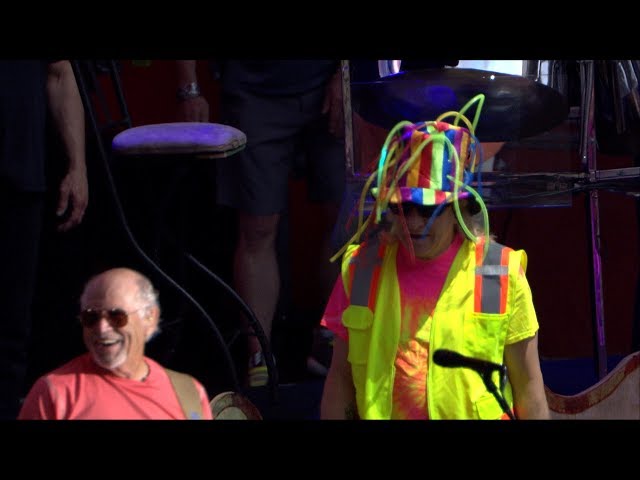 Jimmy Buffett and Joe Walsh (as guitar tech) - Gypsies in the Palace